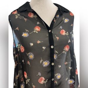 Wet Seal Sheer button down sleeveless top | medium